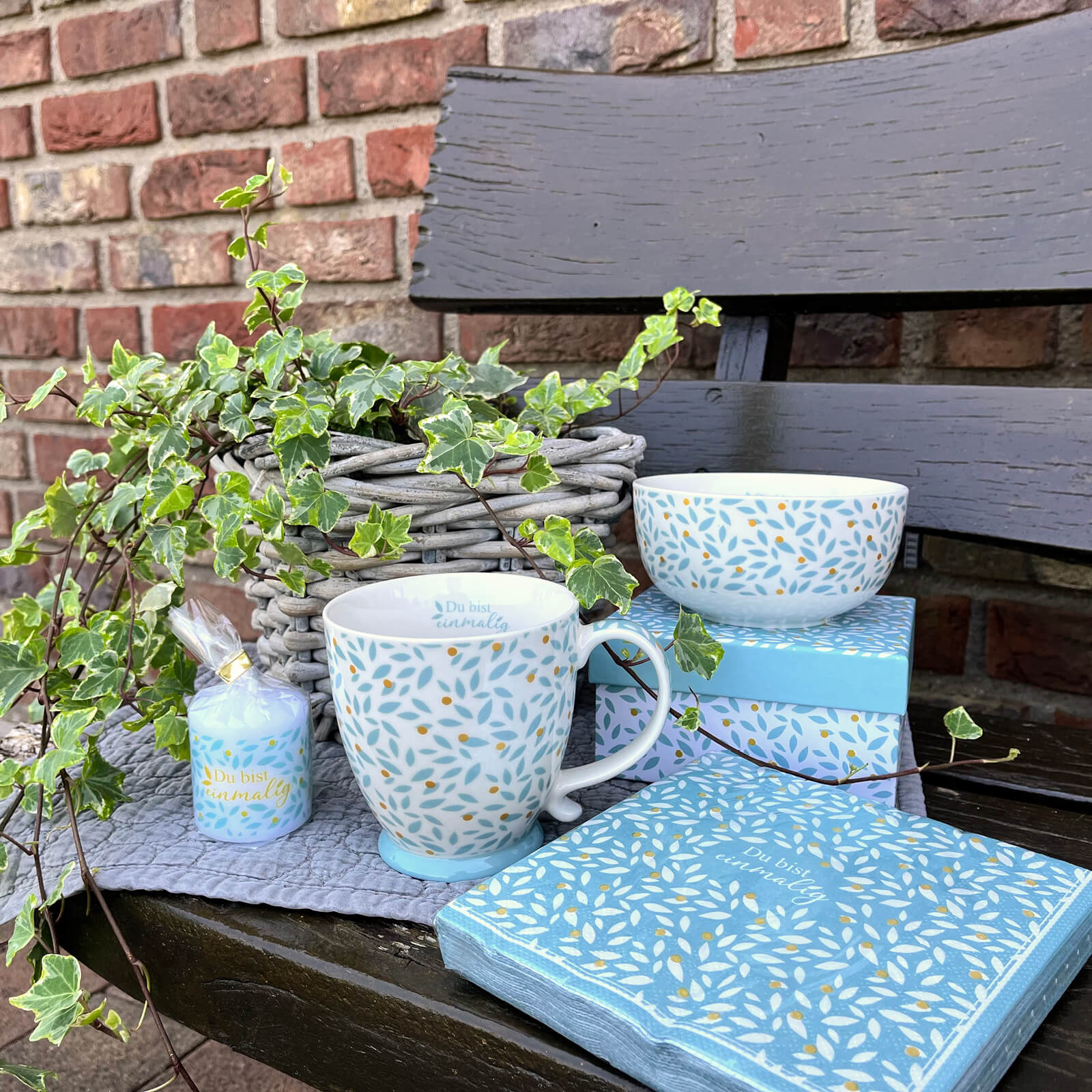 serie-einmalig-tasse-muesli-servietten-kerze-praisentiDio0t1SWQZWK